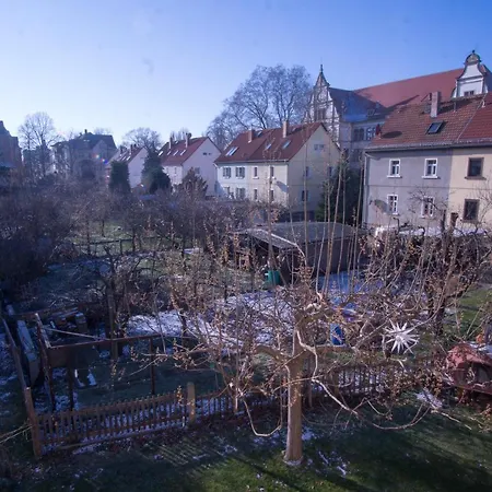 Appartement In Quiet Quarter, 20 Min To Center